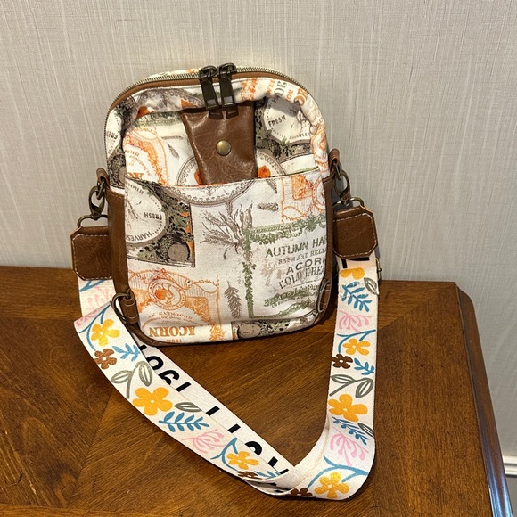 Handmade Naturel Apple Cider Crossbody Bag - Picture 2 of 8